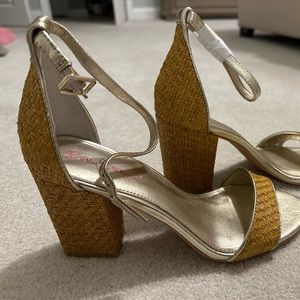 NWT Size 9 Lilly Pulitzer Amber Lynn Sandal in Color: Natural